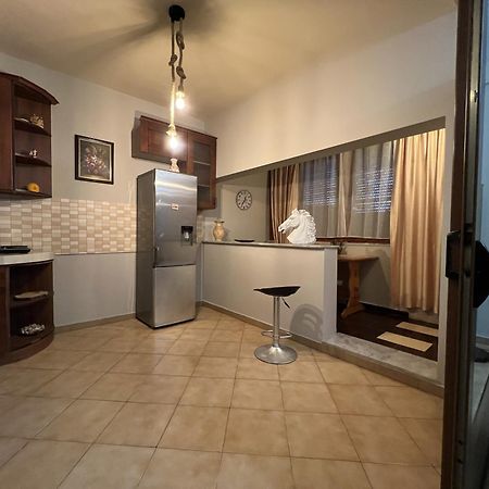 Elly Apartment ดูร์เรส ภายนอก รูปภาพ