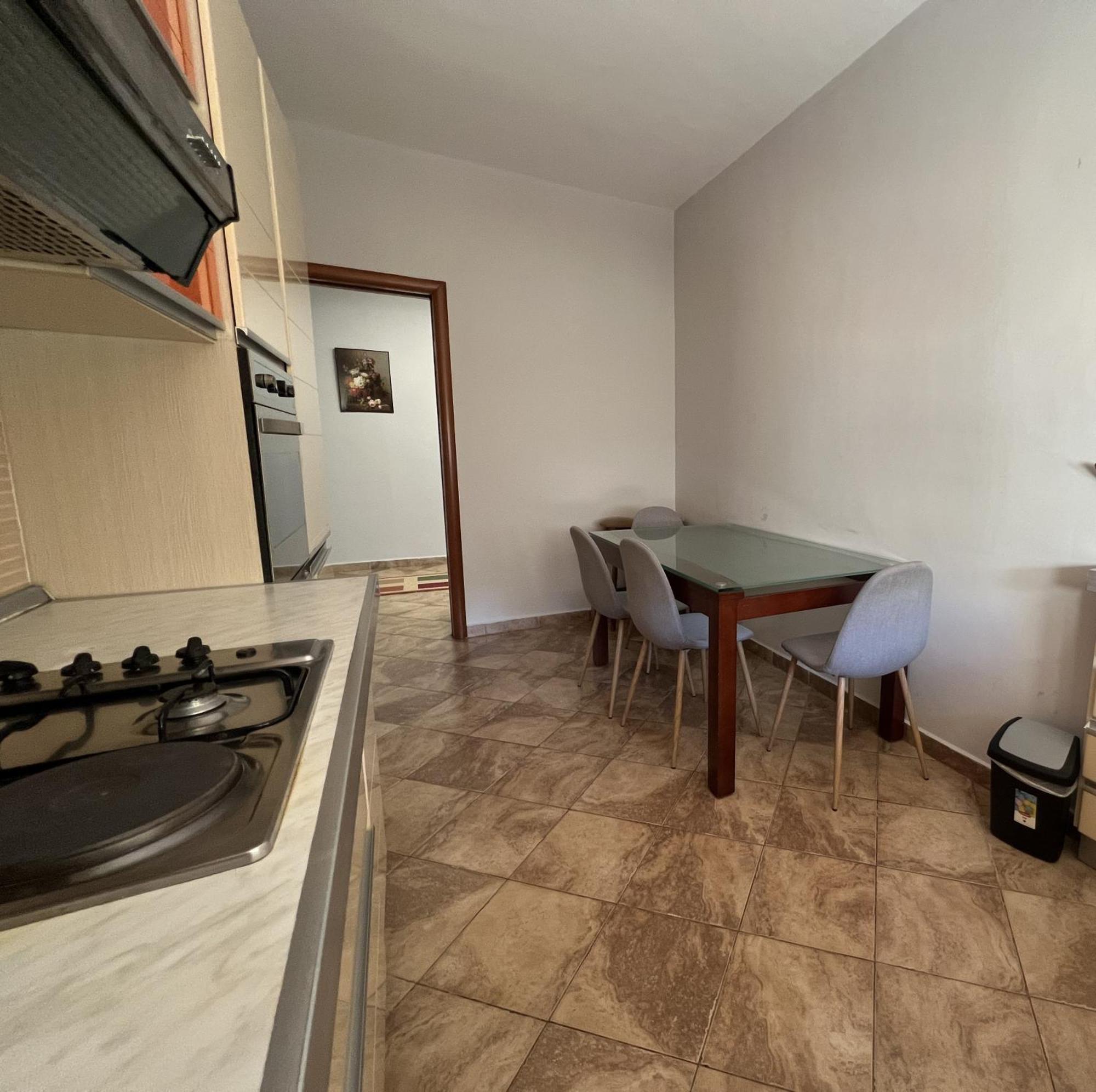 Elly Apartment ดูร์เรส ภายนอก รูปภาพ